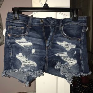 distressed american eagle shorts